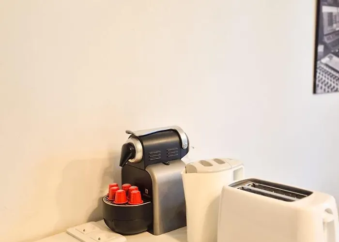 Joli T3 Moderne Avec Terrasse & Climatisation